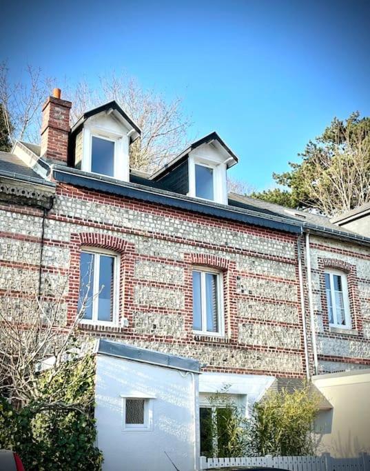 Etretat: Agreable Maison De Ferienhaus Étretat